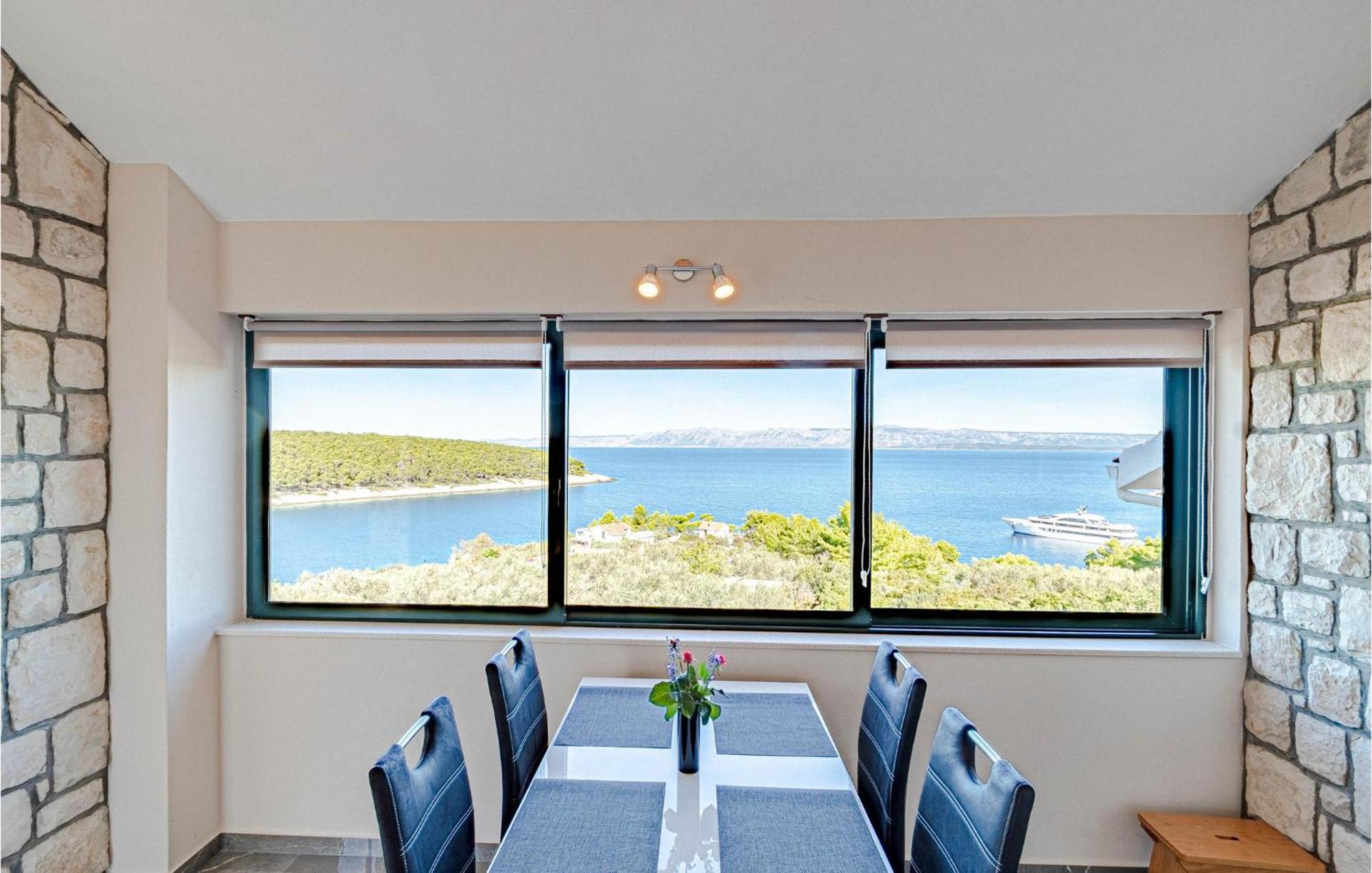 Nice Home In Tankaraca With House Sea View Vela Luka Dış mekan fotoğraf