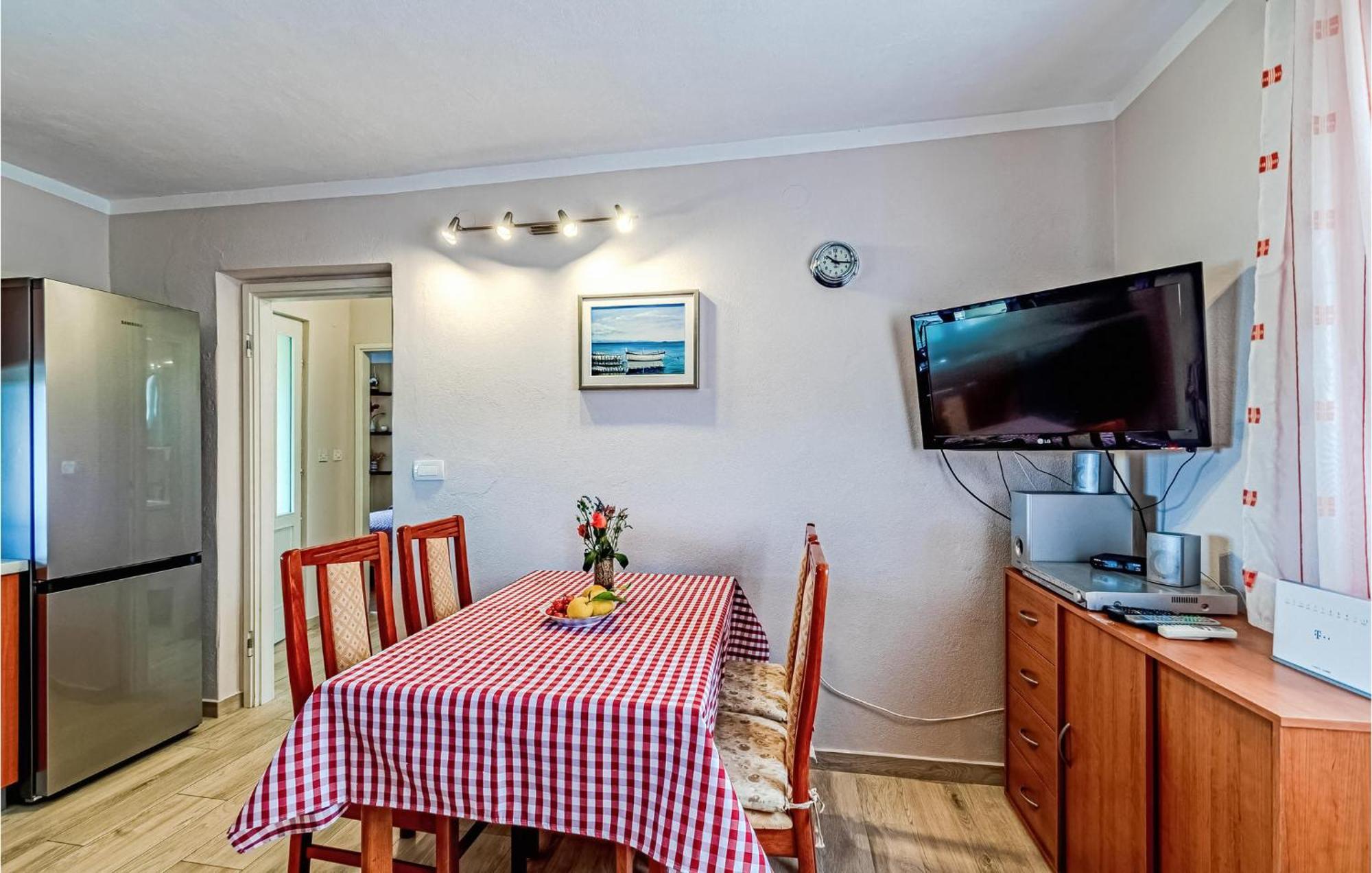 Nice Home In Tankaraca With House Sea View Vela Luka Dış mekan fotoğraf